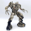 Boneco Action Figure Robô  Transformers - Decepticons Megatron