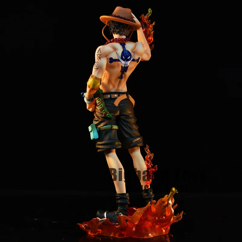 Boneco Action Figure One Piece Acer o Fogo do Novo Mundo
