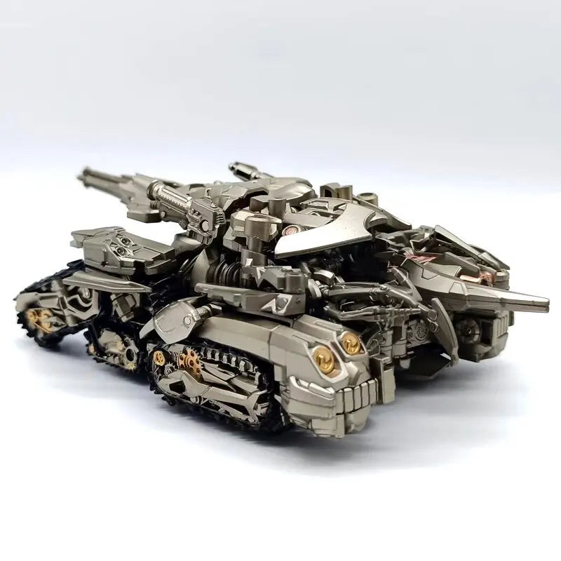 Boneco Action Figure Robô  Transformers - Decepticons Megatron