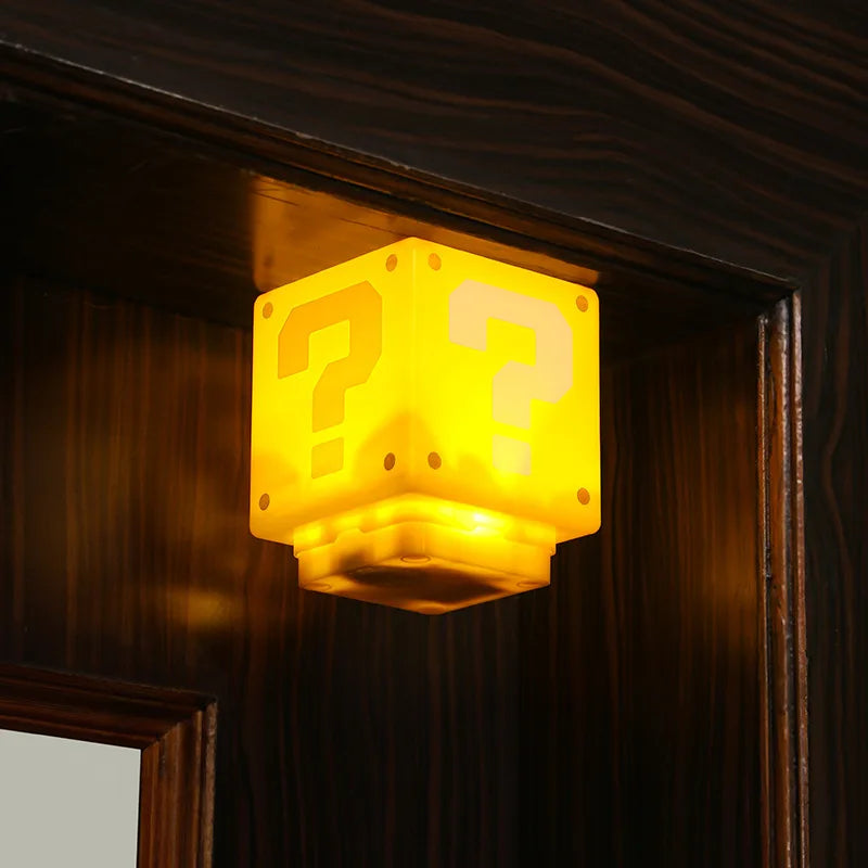 Luminária LED Gamer Super Mario Block