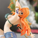 Boneco Action Figure One Piece Nami com Zeus e Seu Baú do Tesouro!